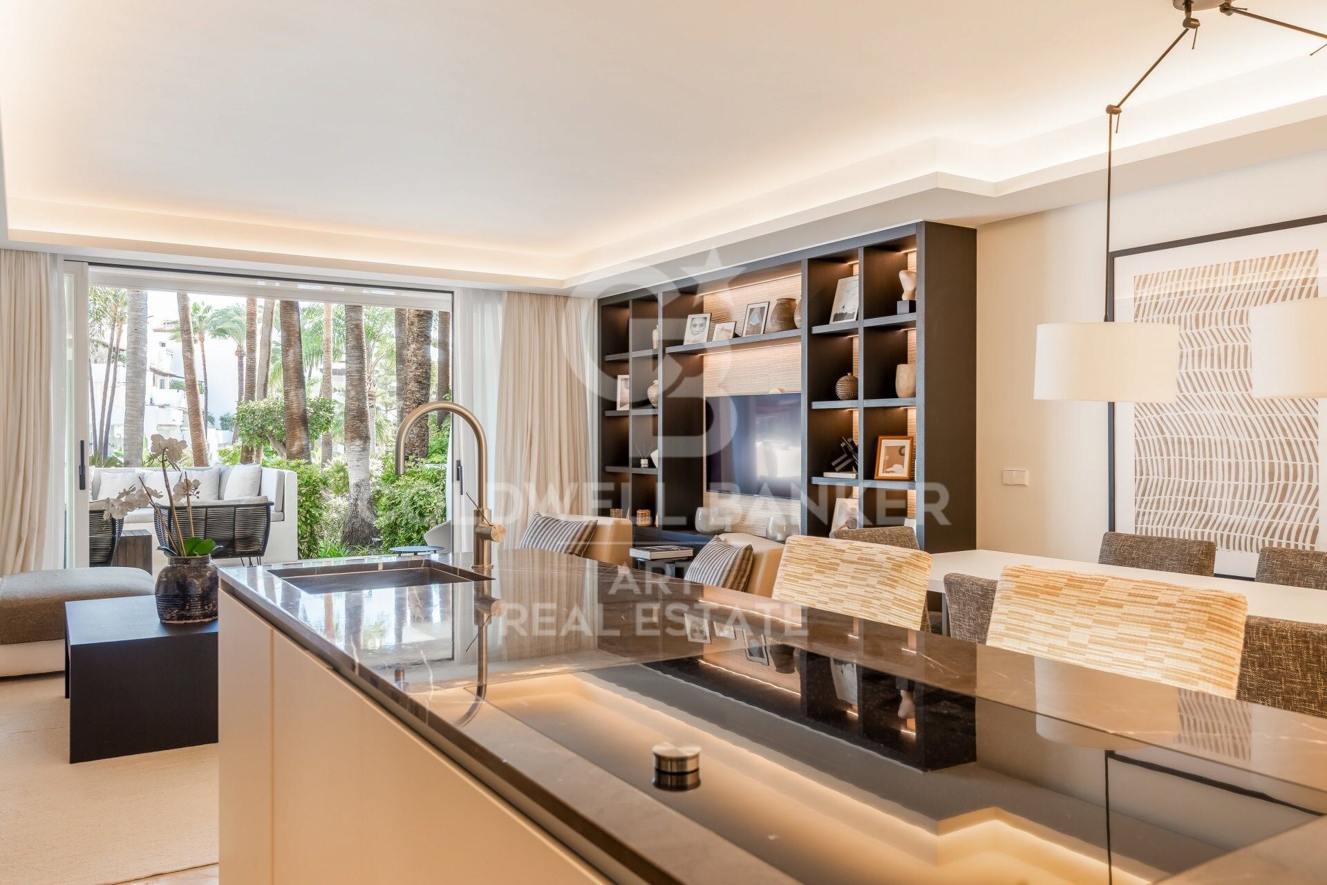 Three-bedroom apartment in Puente Romano, Marbella