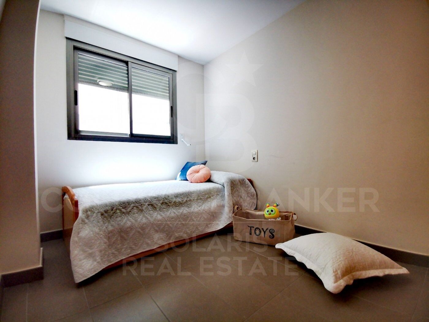 Fabulous flat with views of the Plaza Mayor and 200mts from the beach. Calpe