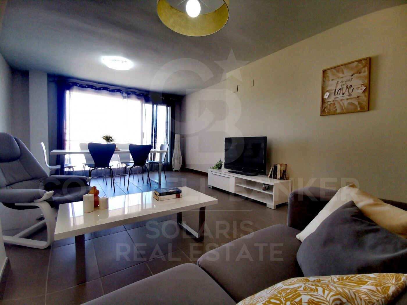 Fabulous flat with views of the Plaza Mayor and 200mts from the beach. Calpe