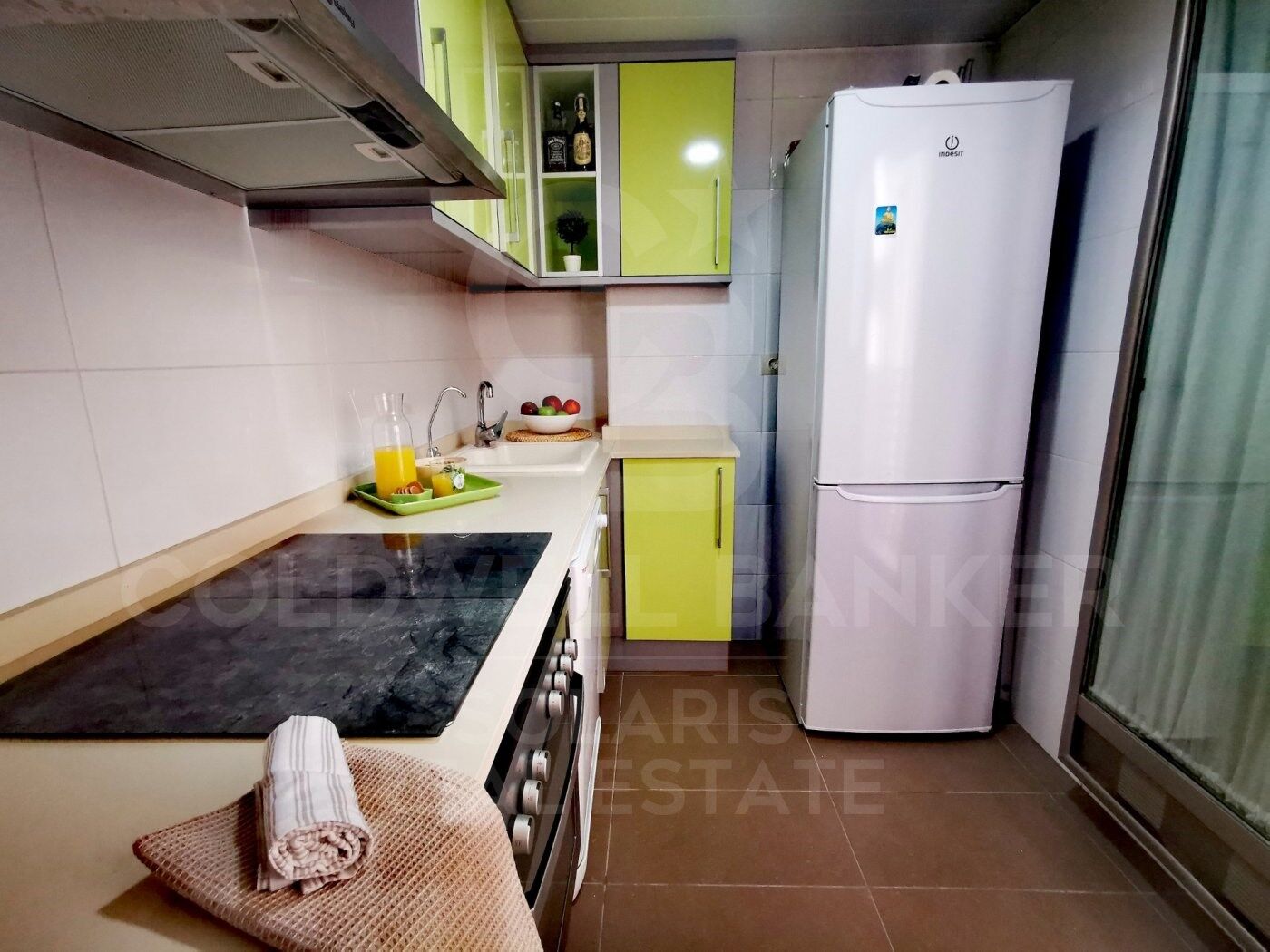 Fabulous flat with views of the Plaza Mayor and 200mts from the beach. Calpe