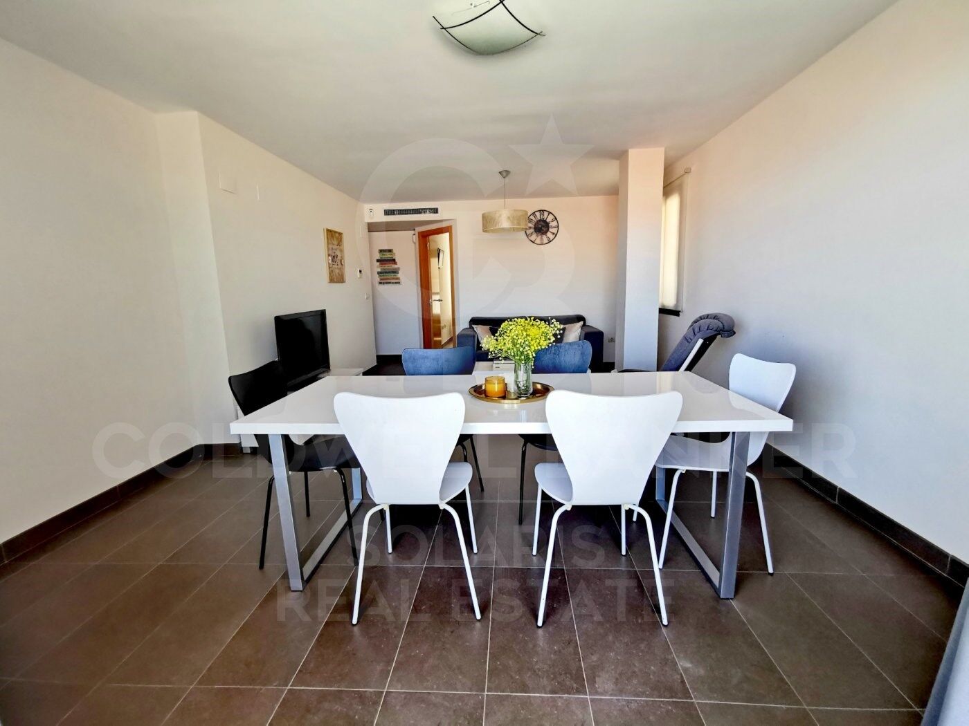 Fabuloso apartamento con vistas a la Plaza Mayor y a 200mts de la playa. Calpe