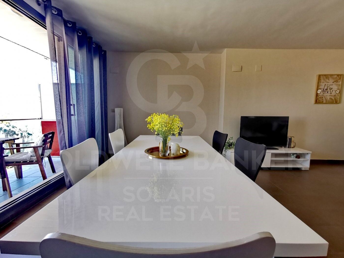 Fabelhafte Wohnung mit Blick auf die Plaza Mayor und 200 m vom Strand entfernt. Calpe