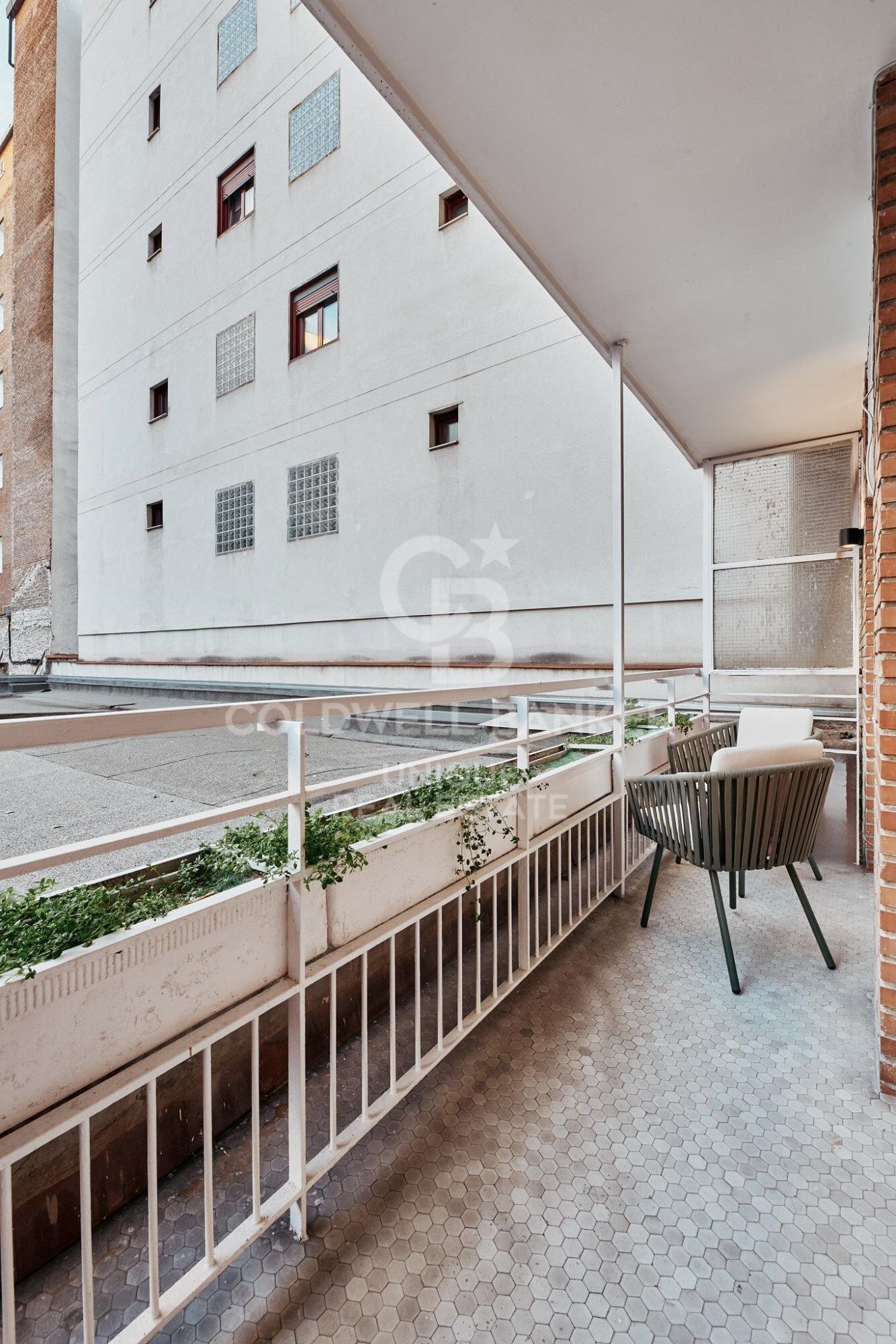 Appartement extérieur rénové de 4 chambres à Castellana, Madrid