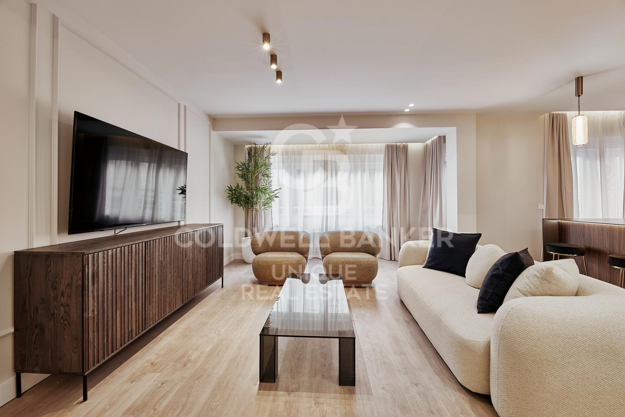 Appartement extérieur rénové de 4 chambres à Castellana, Madrid