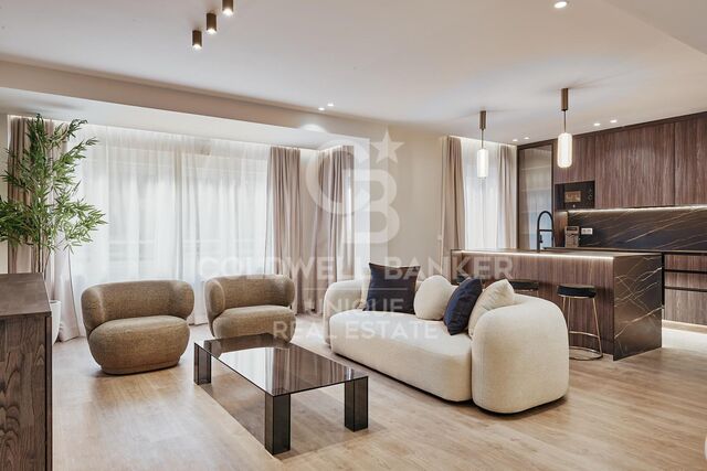 Appartement extérieur rénové de 4 chambres à Castellana, Madrid