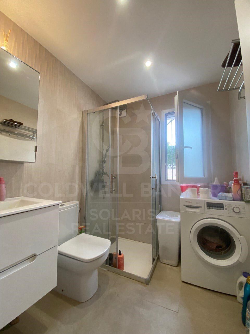 Acogedor Chalet en Les Fonts en Alquiler: Piscina, Sauna y Dos Viviendas