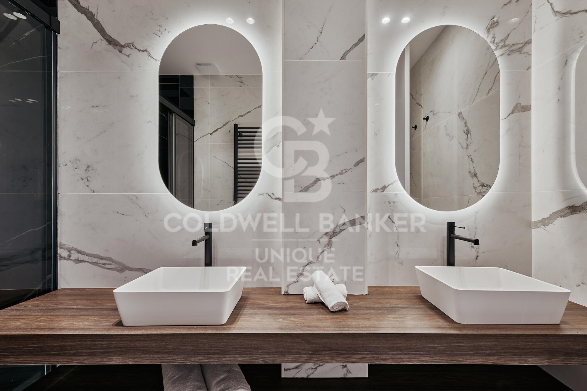 Wunderschöne Wohnung mit großer Terrasse in Recoletos, Madrid