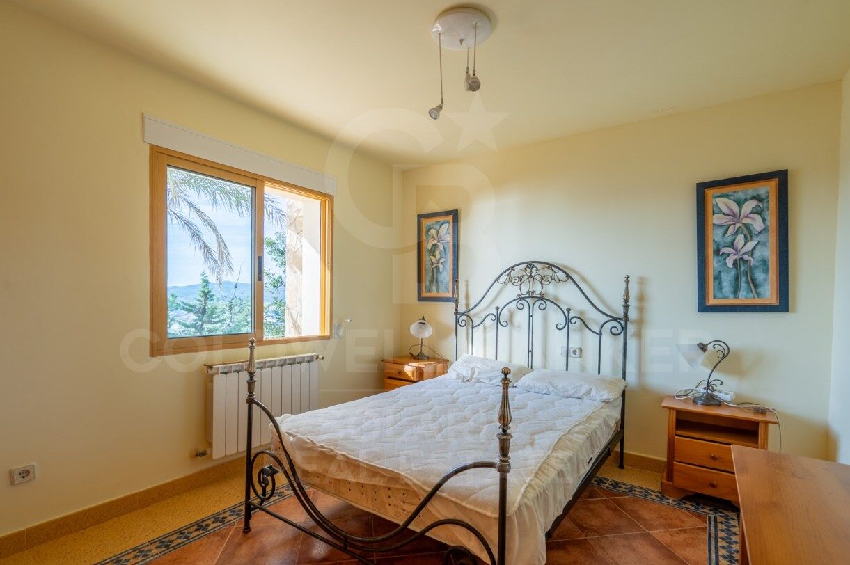 Villa traditionnelle charmante avec vue panoramique à La Corona, Javea