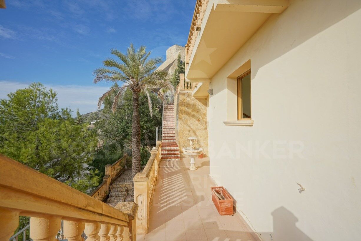 Charming Traditional Villa with Panoramic Views in La Corona, Javea