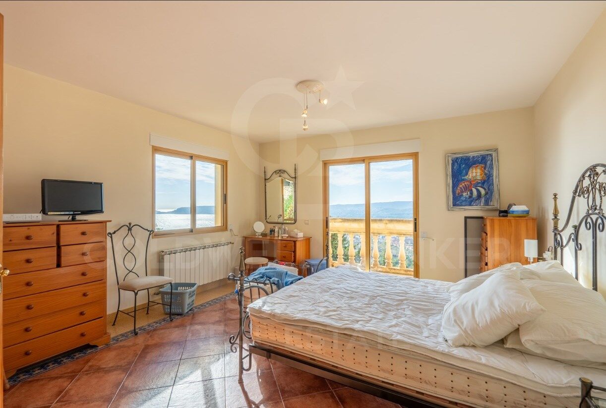 Charmante traditionelle Villa mit Panoramablick in La Corona, Javea