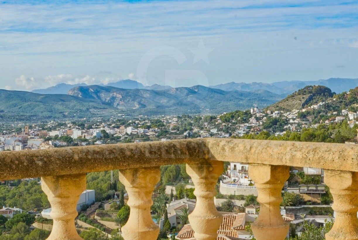 Charmante traditionelle Villa mit Panoramablick in La Corona, Javea