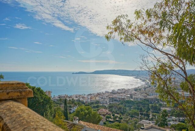 Charming Traditional Villa with Panoramic Views in La Corona, Javea
