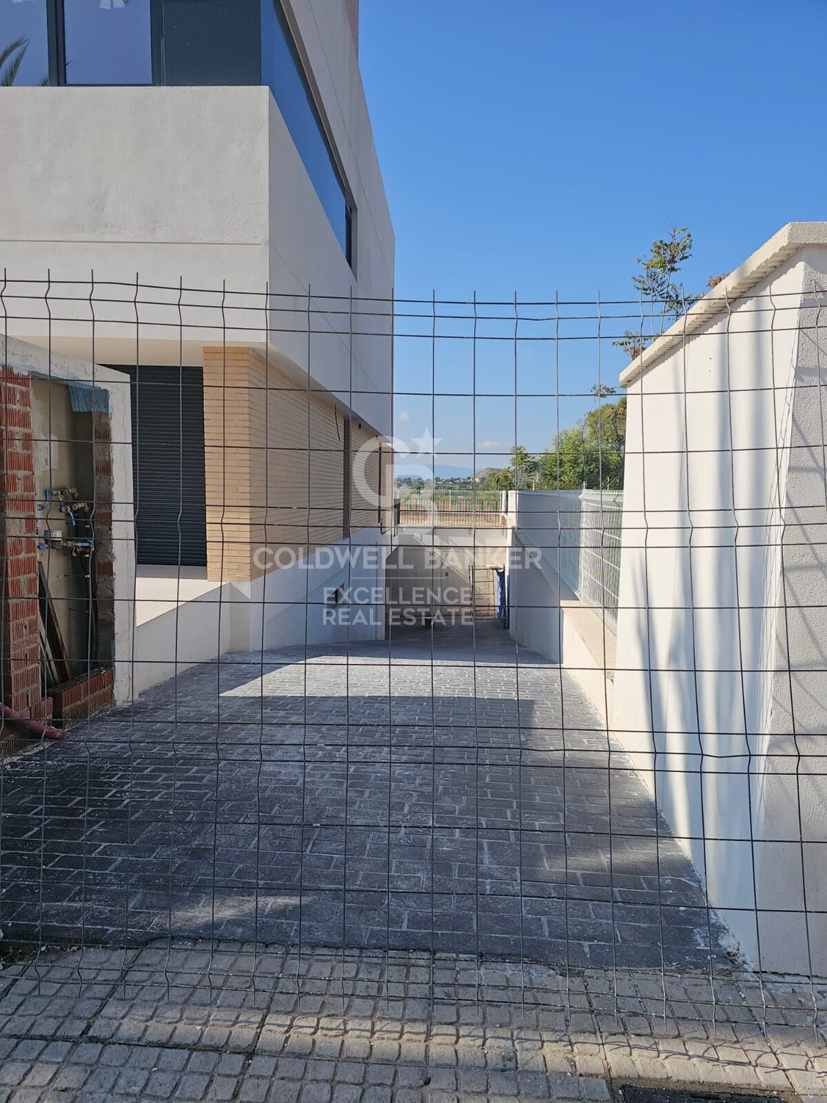 Design-Reihenhäuser mit privatem Pool in Benisanó