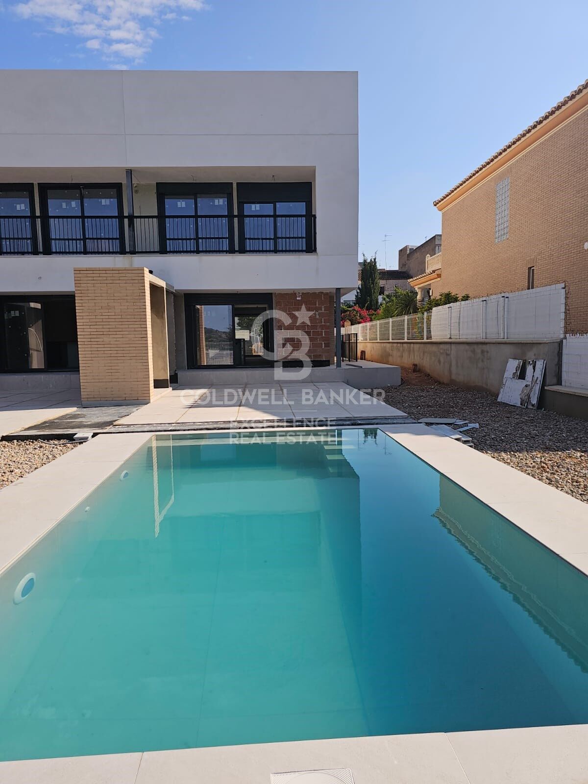 Maisons mitoyennes design avec piscine privée à Benisanó