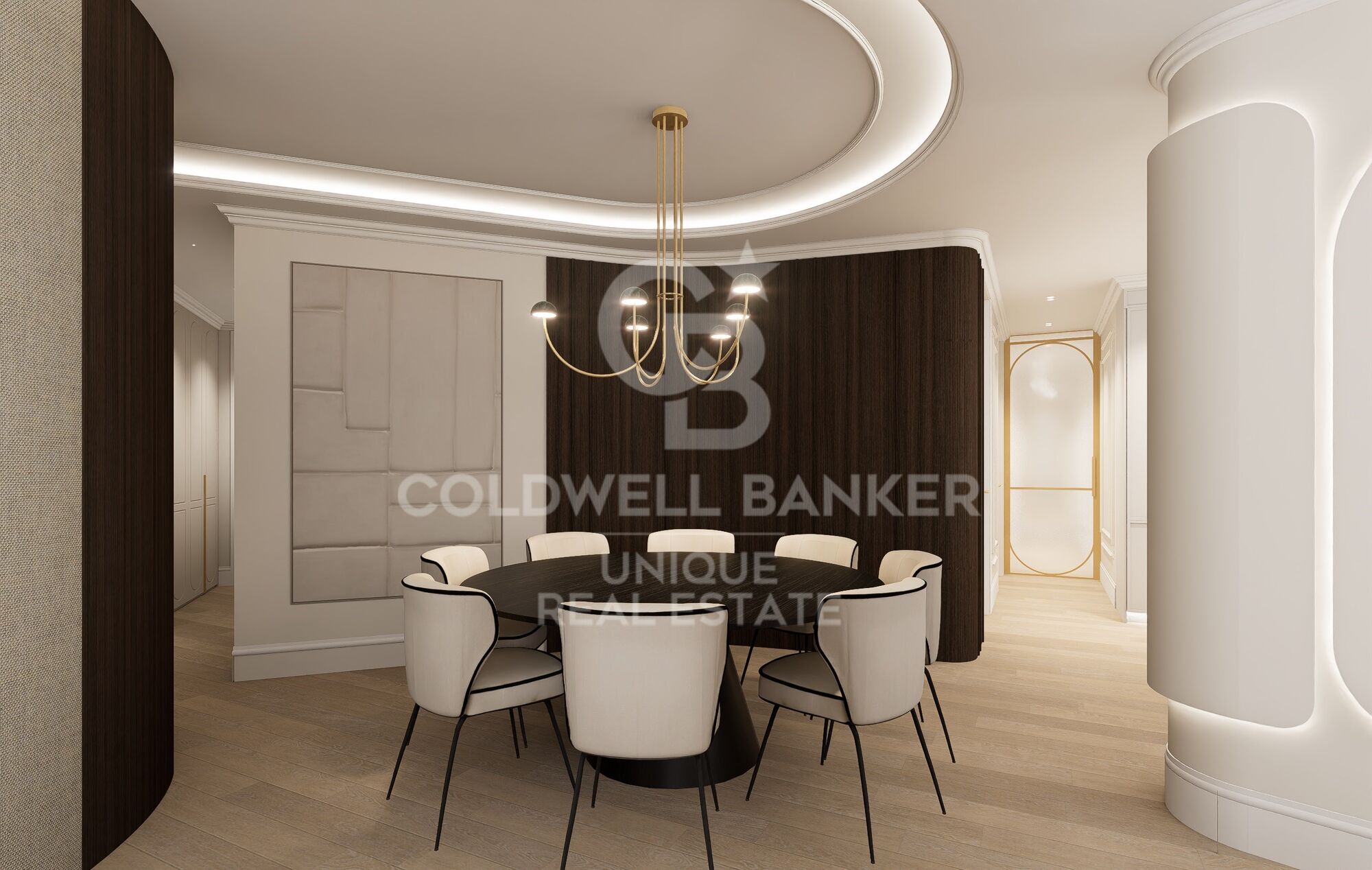 Renovated exterior 5-bedroom apartment with garage and storage room in El Viso, Madrid