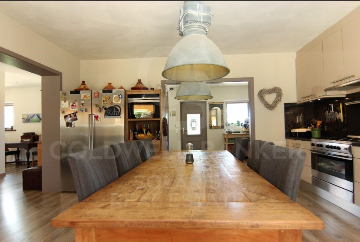 Maison rustique avec grand terrain plat à vendre à Pedreguer