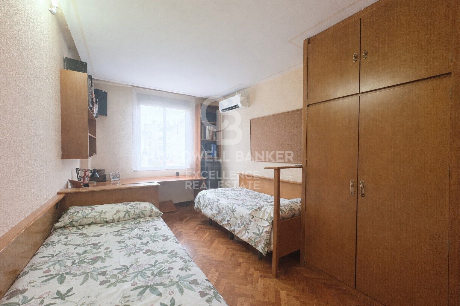 Stately penthouse in the heart of Valencia's Eixample