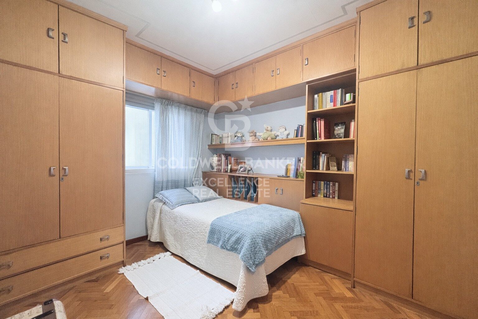 Stately penthouse in the heart of Valencia's Eixample