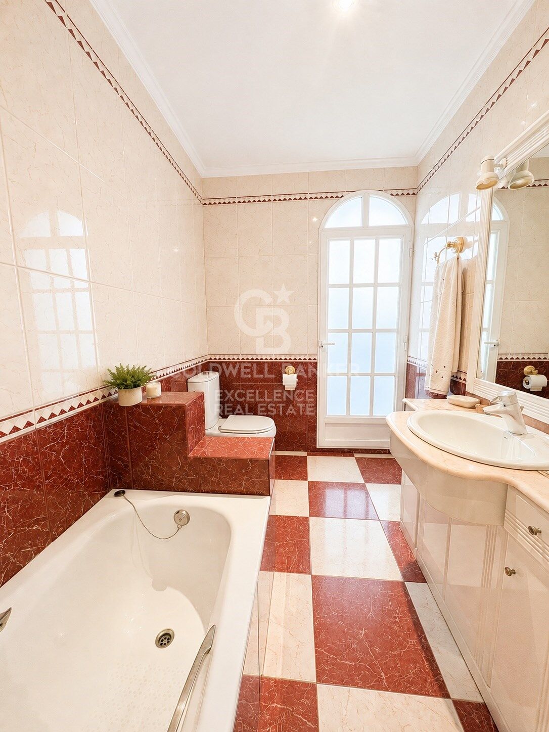 Penthouse de Prestige au Cur de l'Ensanche de Valence.