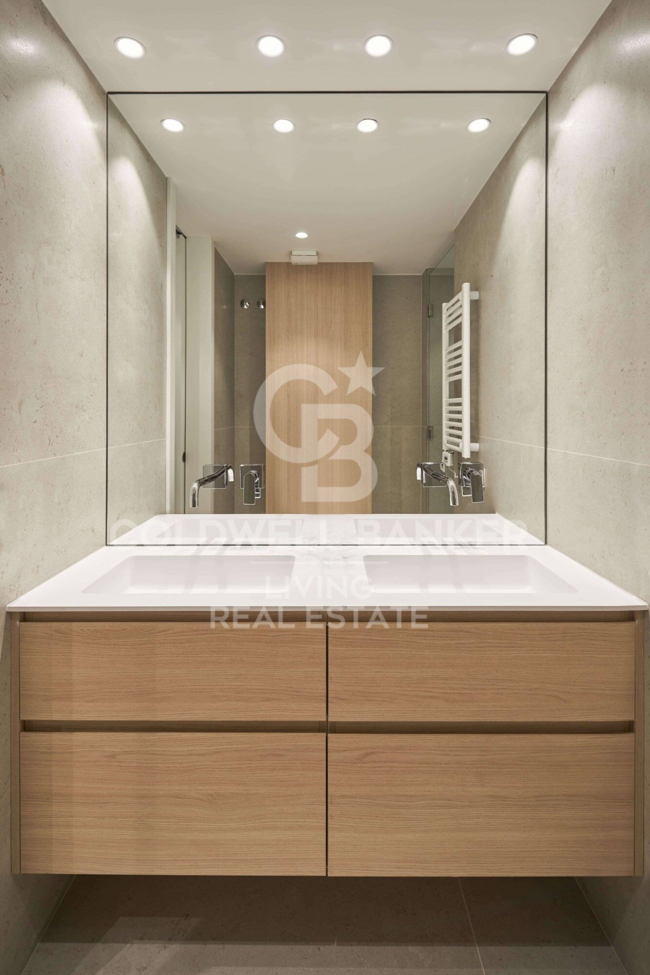 Piso de diseño con vistas en Raimundo Fdz Villaverde