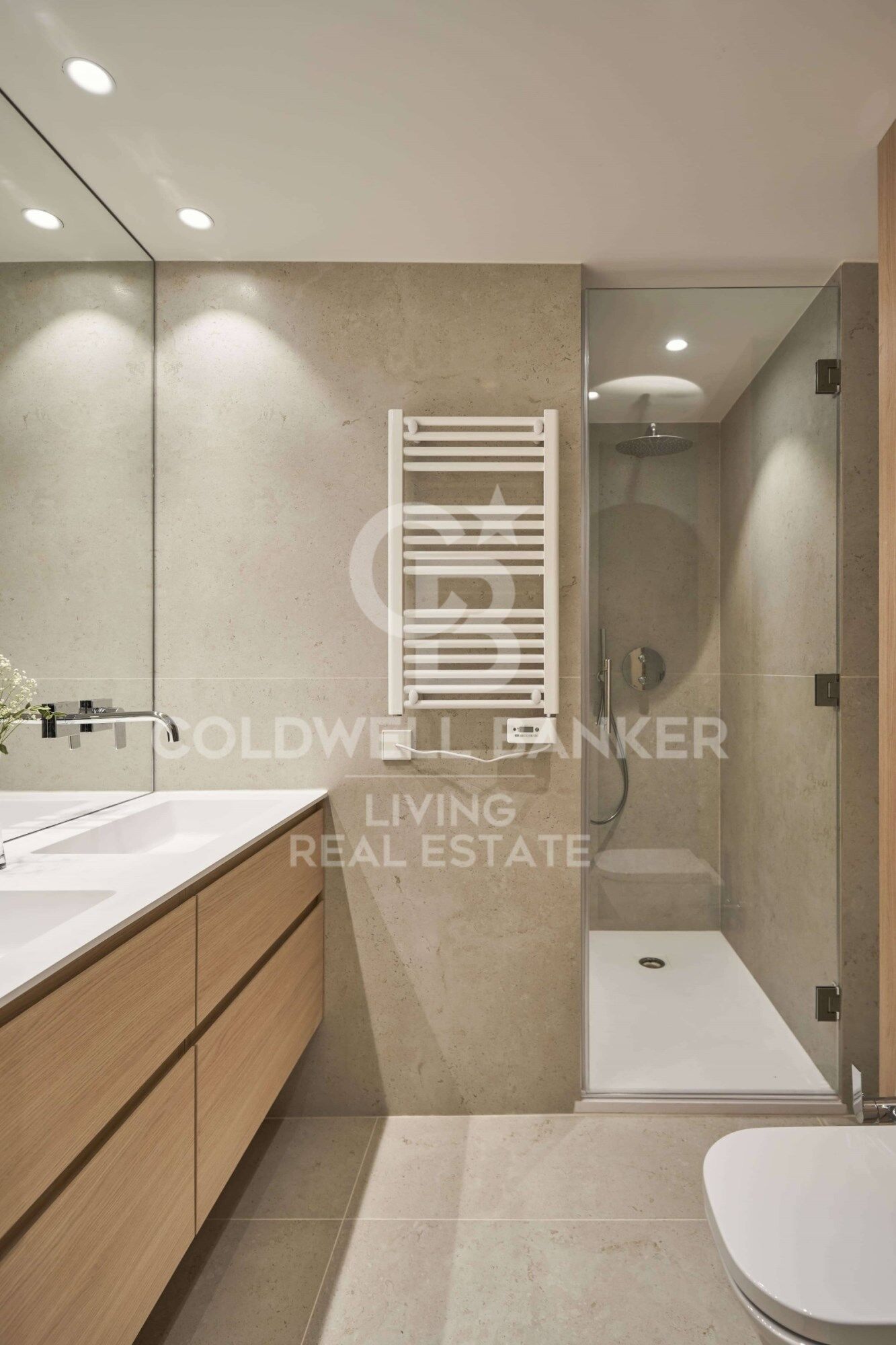 Piso de diseño con vistas en Raimundo Fdz Villaverde