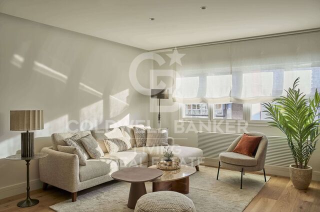 Piso de diseño con vistas en Raimundo Fdz Villaverde