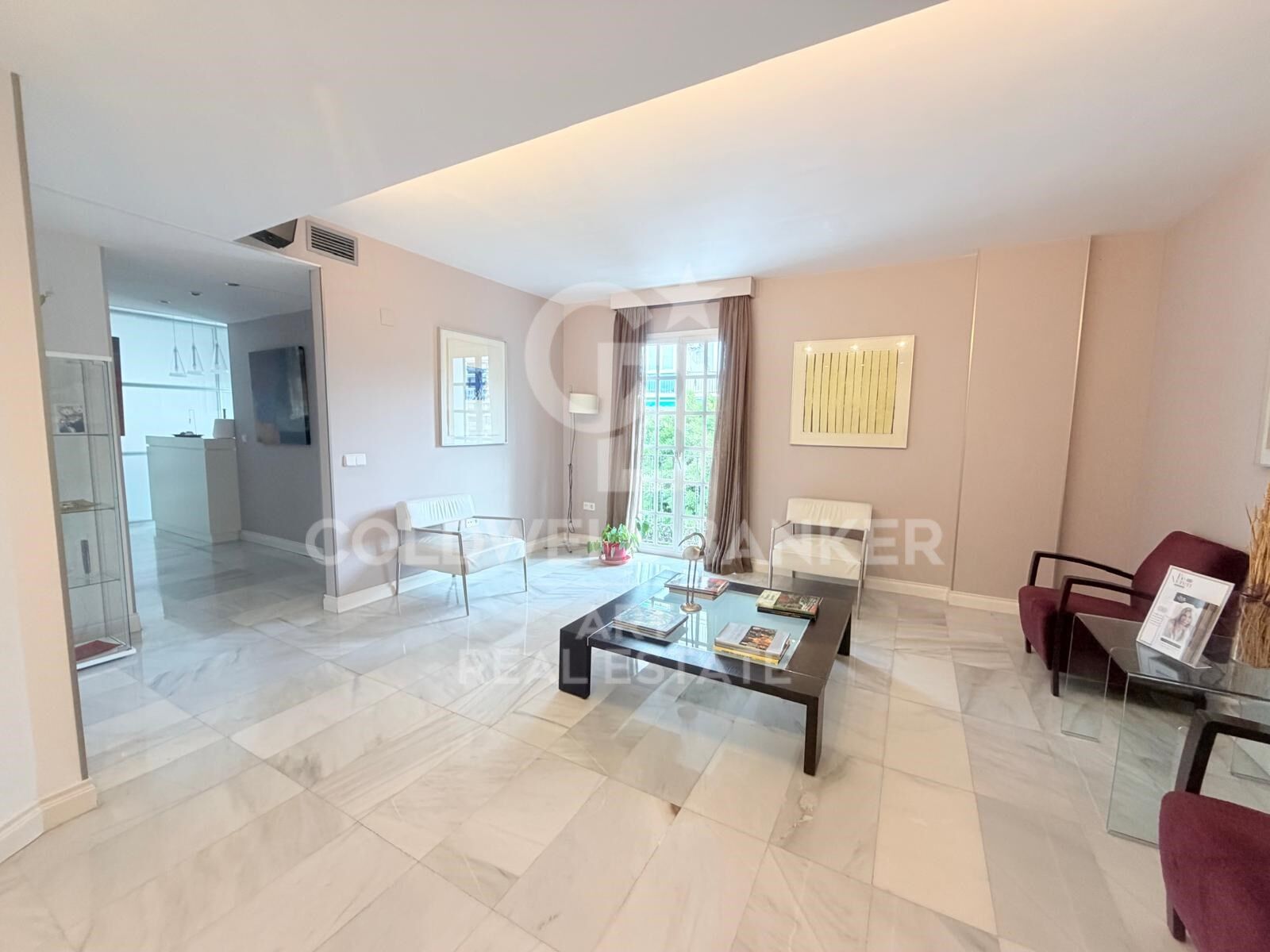 Spacious 3-bedroom apartment on Avenida Ricardo Soriano, Marbella