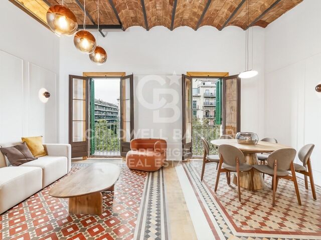 Piso alto estrenar en eixample izquierdo,Barcelona