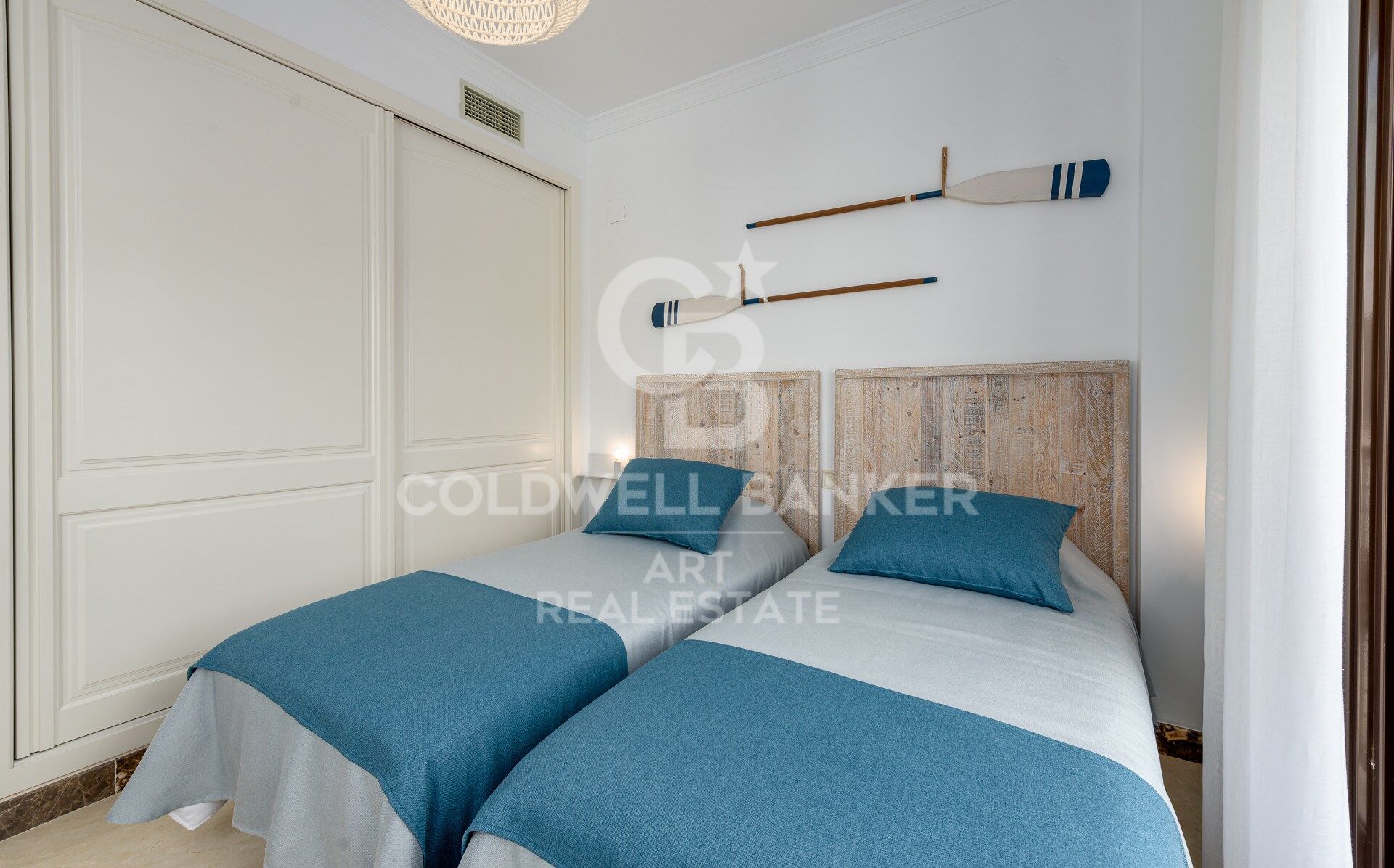 Preciosa villa renovada en Azata Golf, Estepona