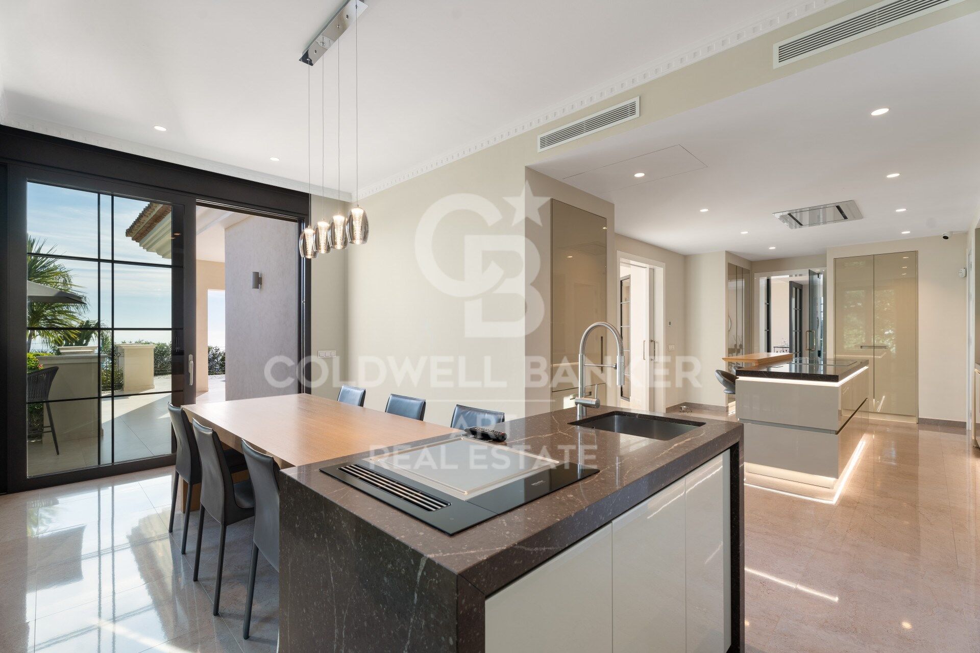 Beautiful Luxury Villa in the Heart of Sierra Blanca - Marbella