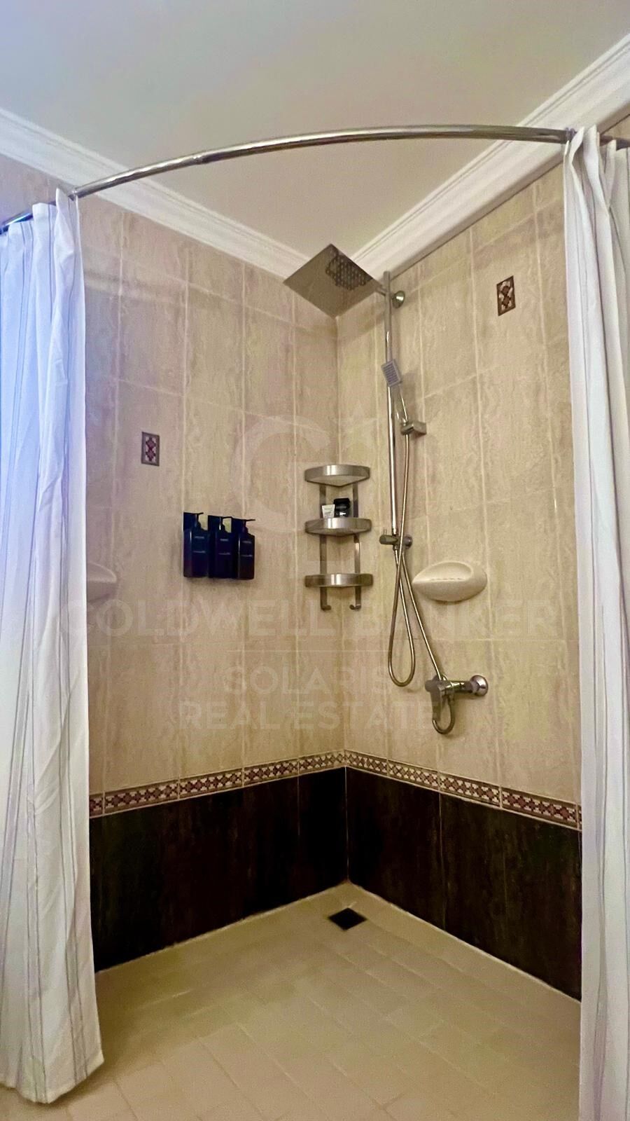 Freistehende Villa zum Verkauf in der Urbanización La Joya-Alcassar, Benitachell