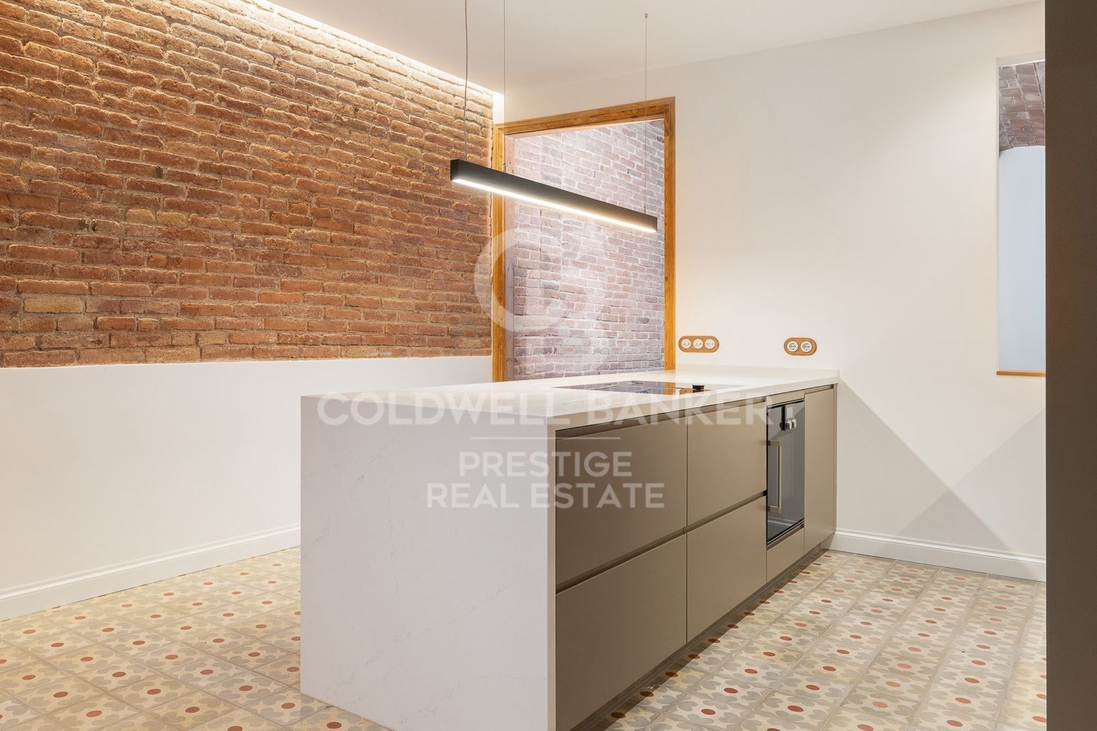 Hochwertige Wohnung mit Blick auf die Plaça Letamendi