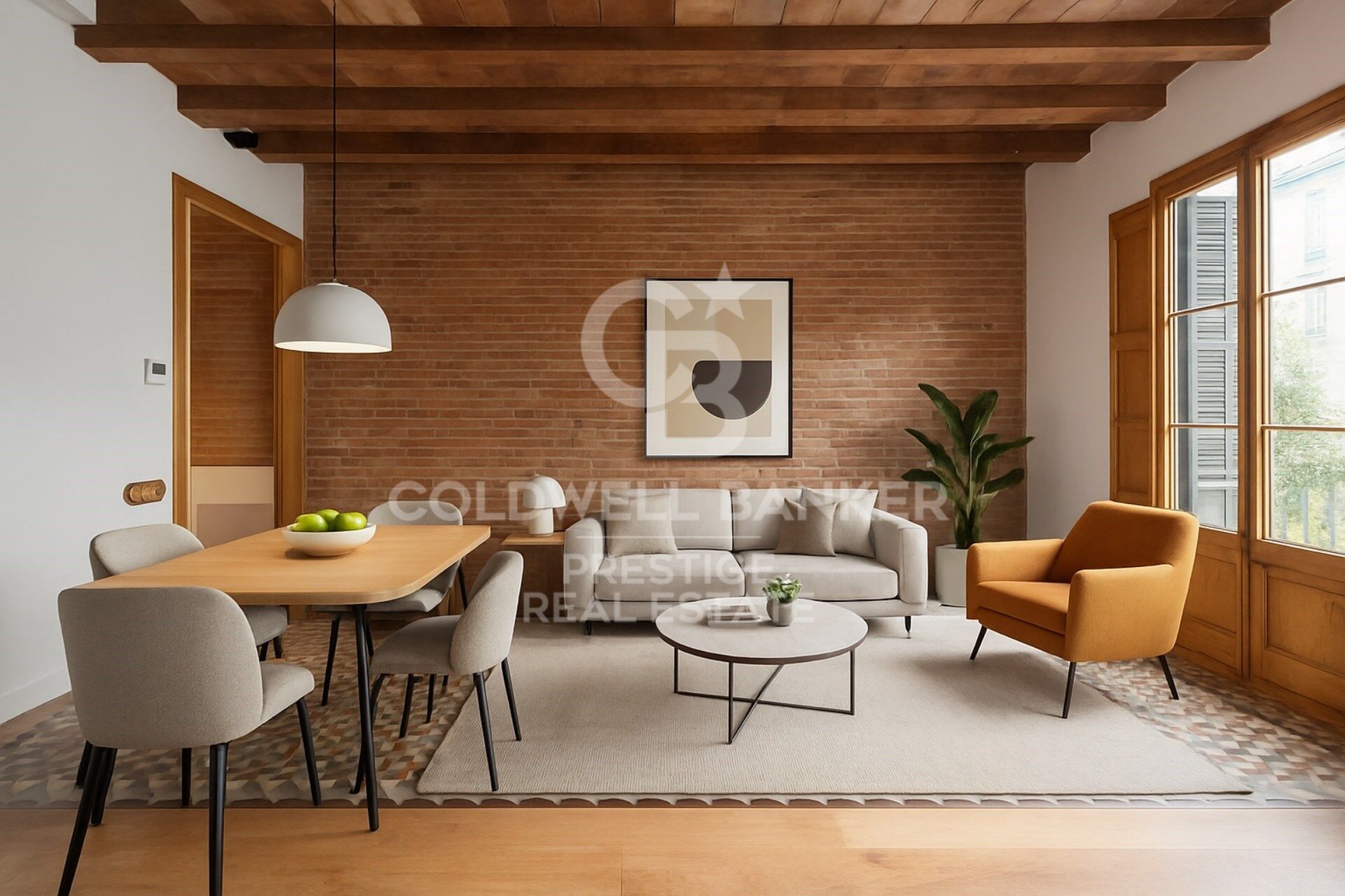 High-end renovated home overlooking Plaça Letamendi