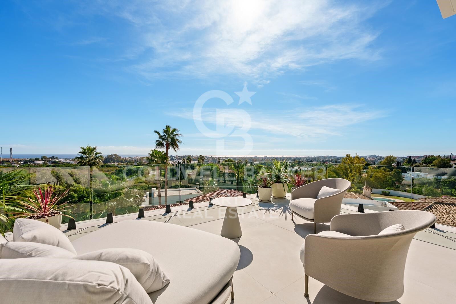 Excepcional villa contemporánea en La Quinta con vistas panorámicas