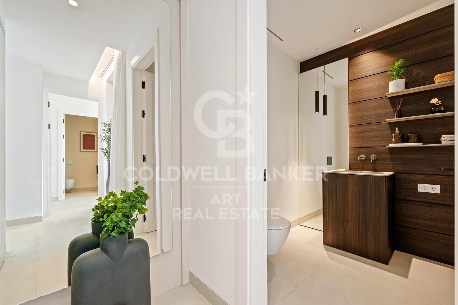 Exceptional Contemporary Villa in La Quinta with Panoramic Views