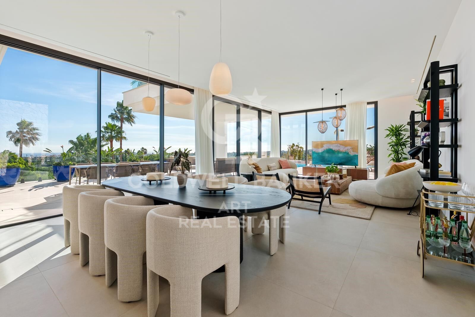 Exceptional Contemporary Villa in La Quinta with Panoramic Views