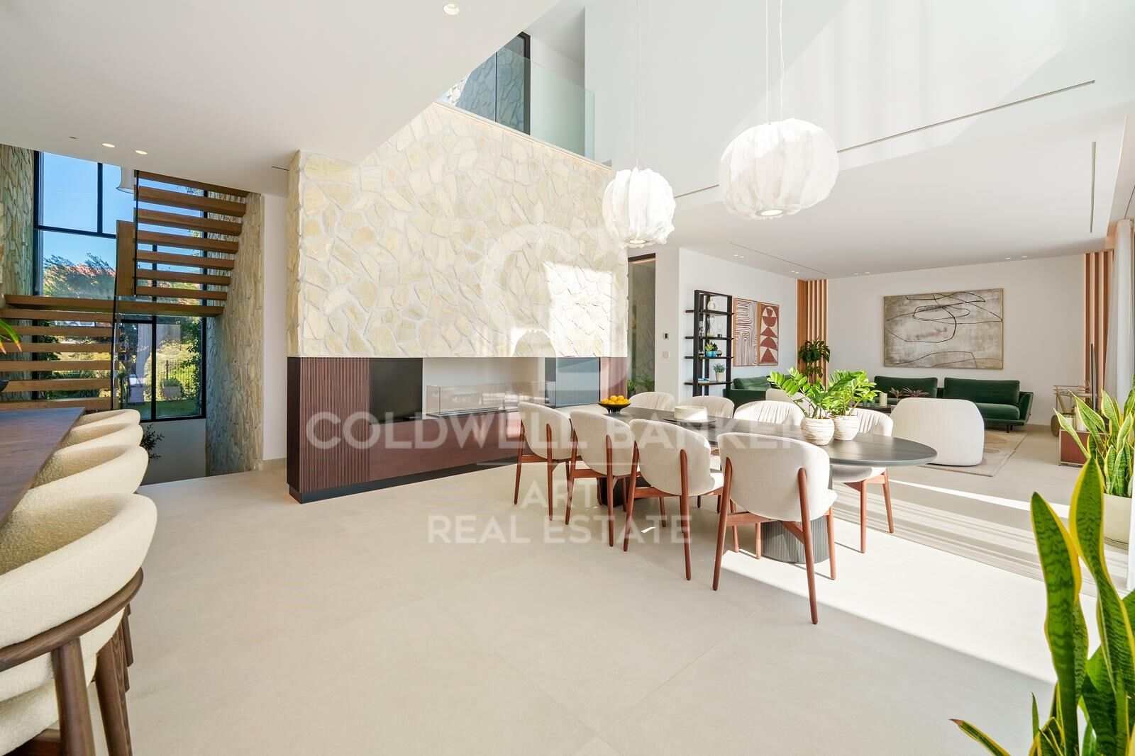 Villa exceptionnelle à La Quinta avec des vues spectaculaires sur la mer et la montagne