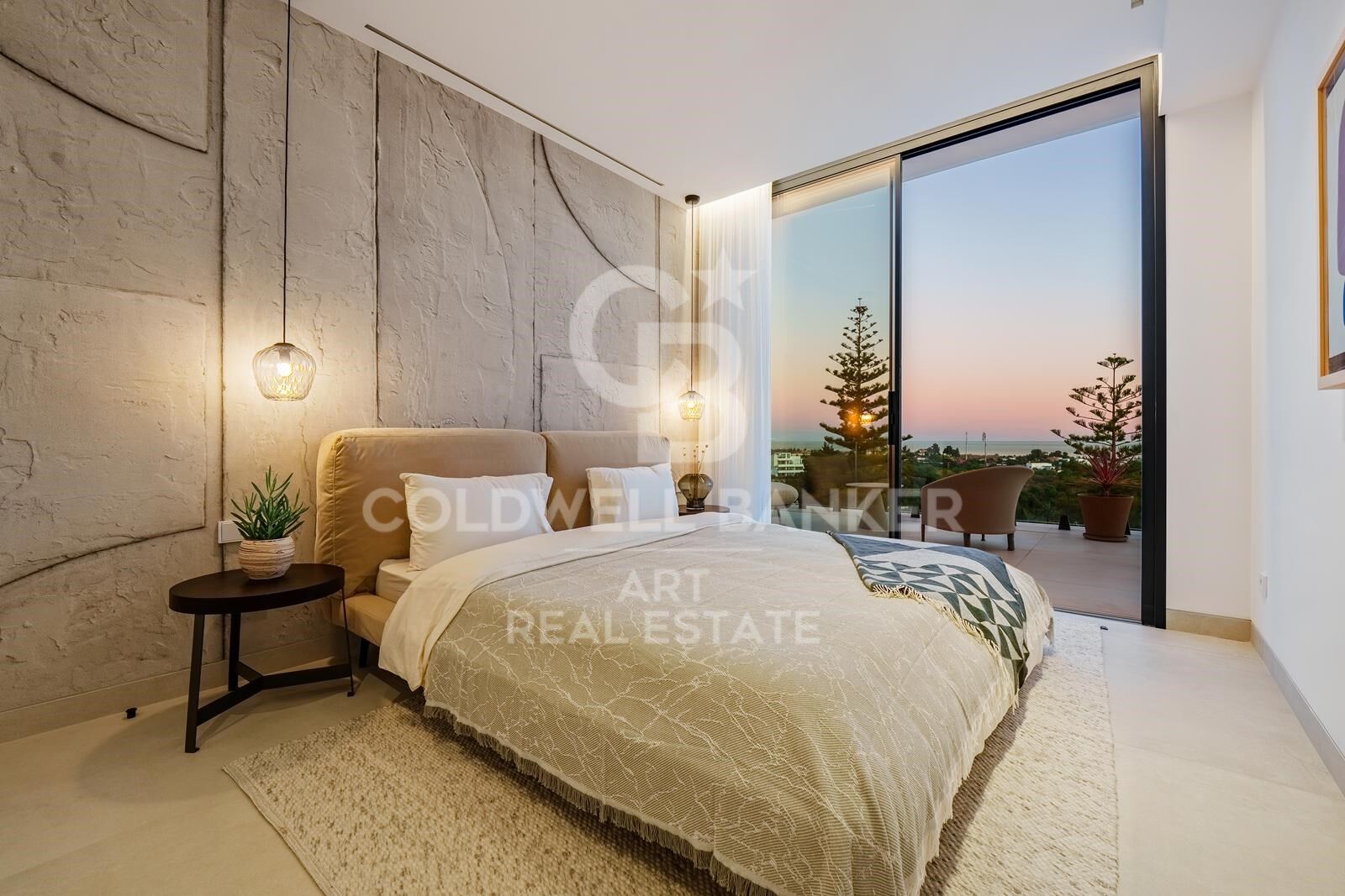 Villa exceptionnelle à La Quinta avec des vues spectaculaires sur la mer et la montagne