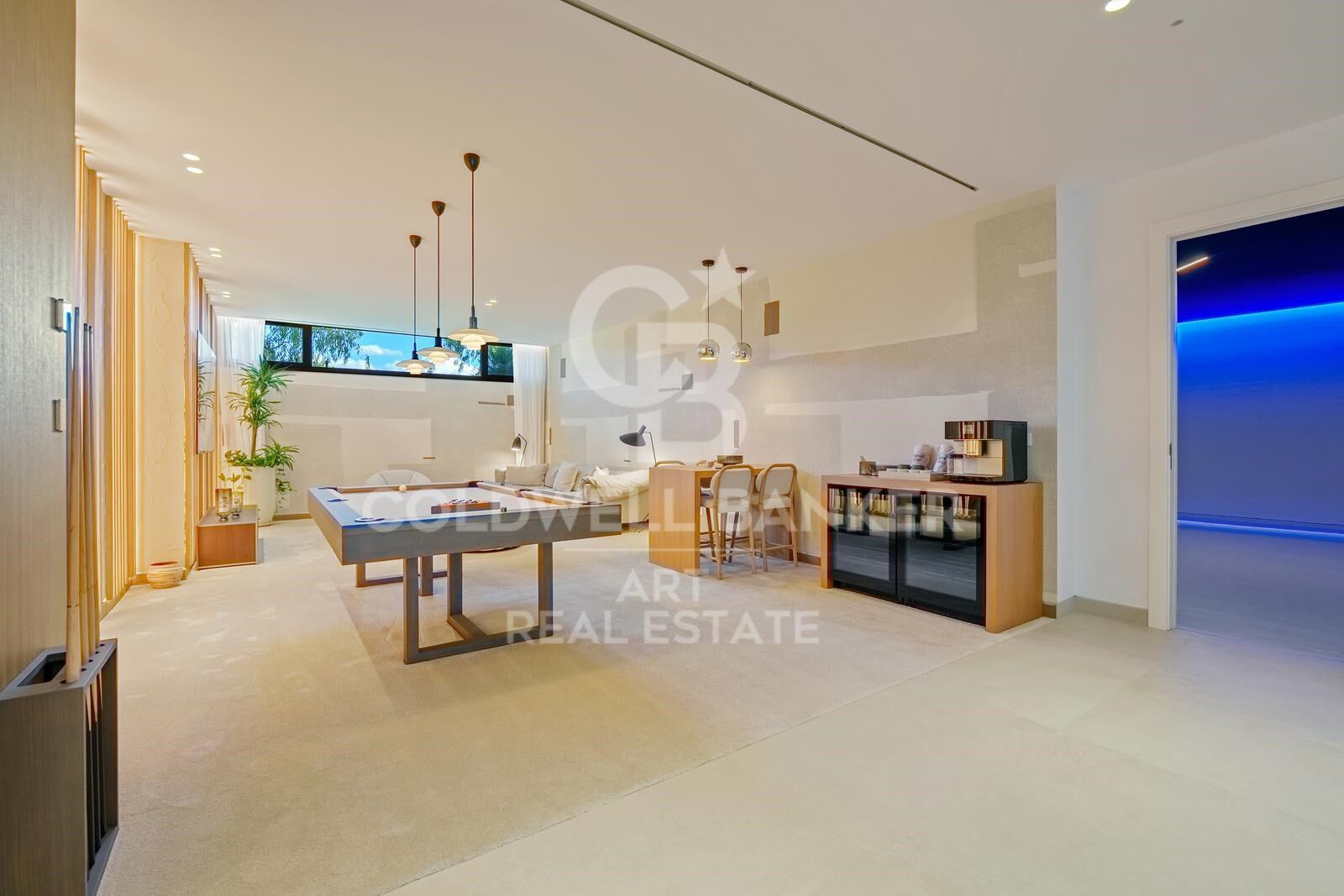 Villa exceptionnelle à La Quinta avec des vues spectaculaires sur la mer et la montagne