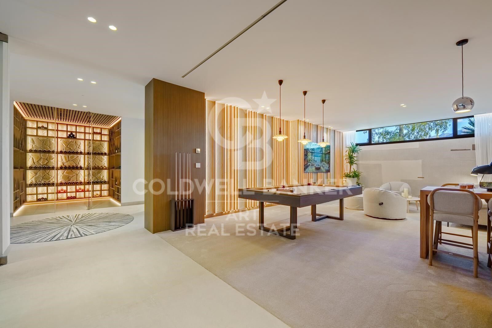 Exceptional villa in La Quinta with spectacular sea and mountain views