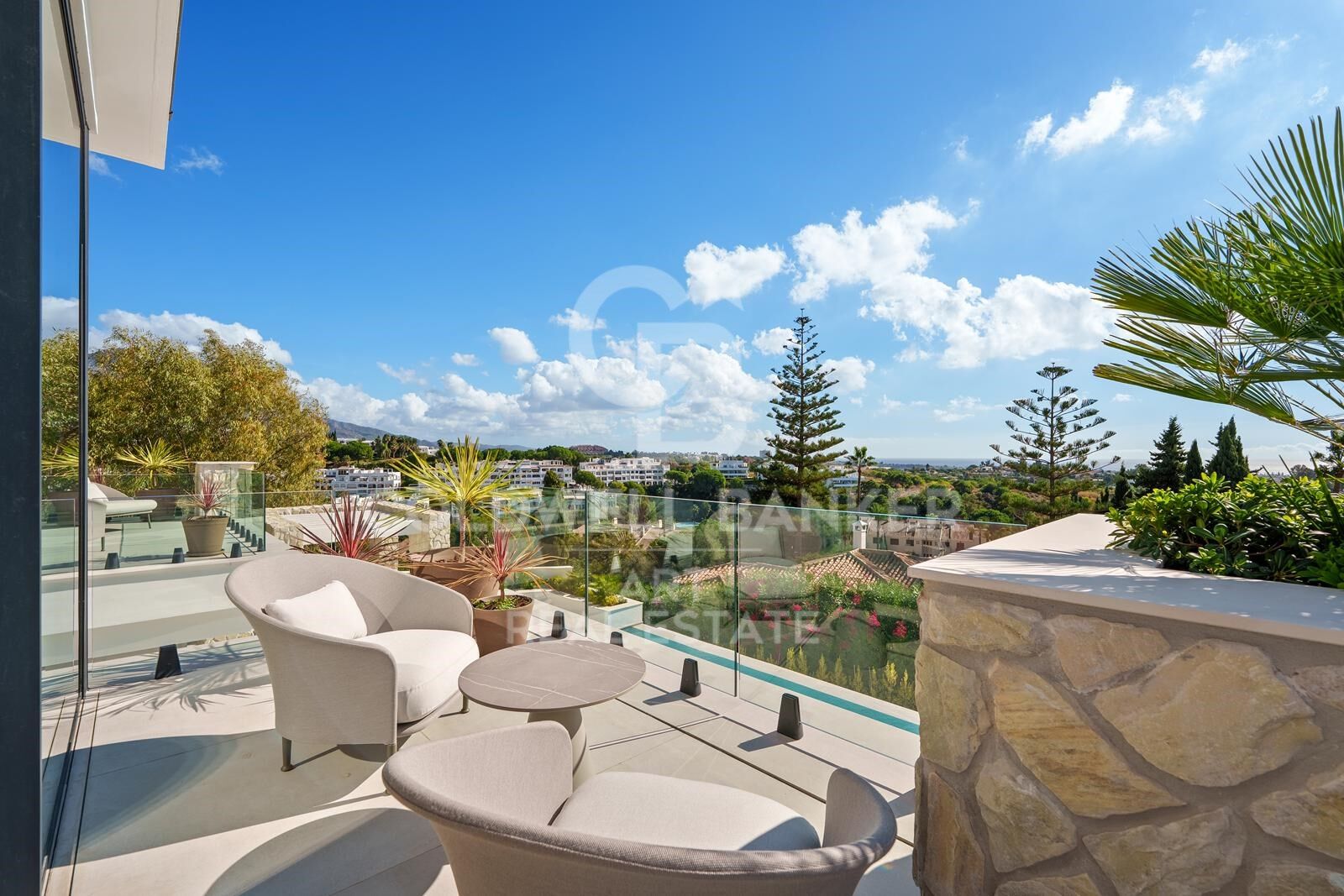 Villa exceptionnelle à La Quinta avec des vues spectaculaires sur la mer et la montagne