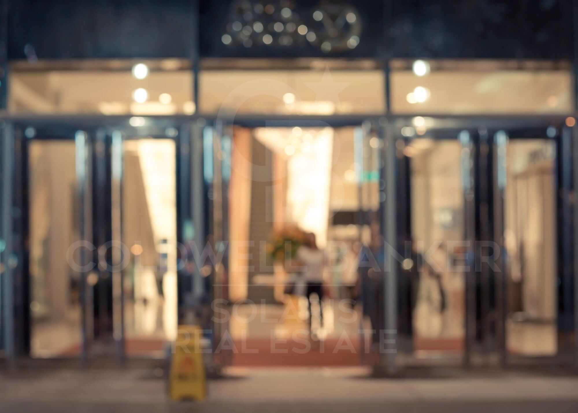 Oportunidad Única: Local Comercial en Centro de Jávea