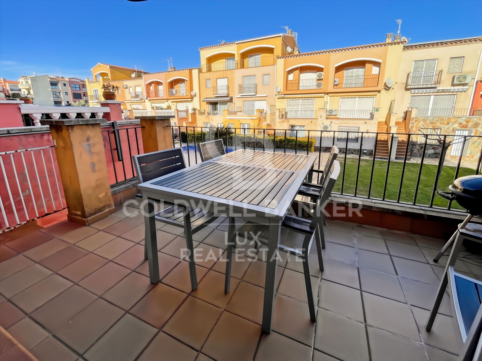 Maison proche de la plage avec piscine et garage à Gran Reserva, Empuriabrava