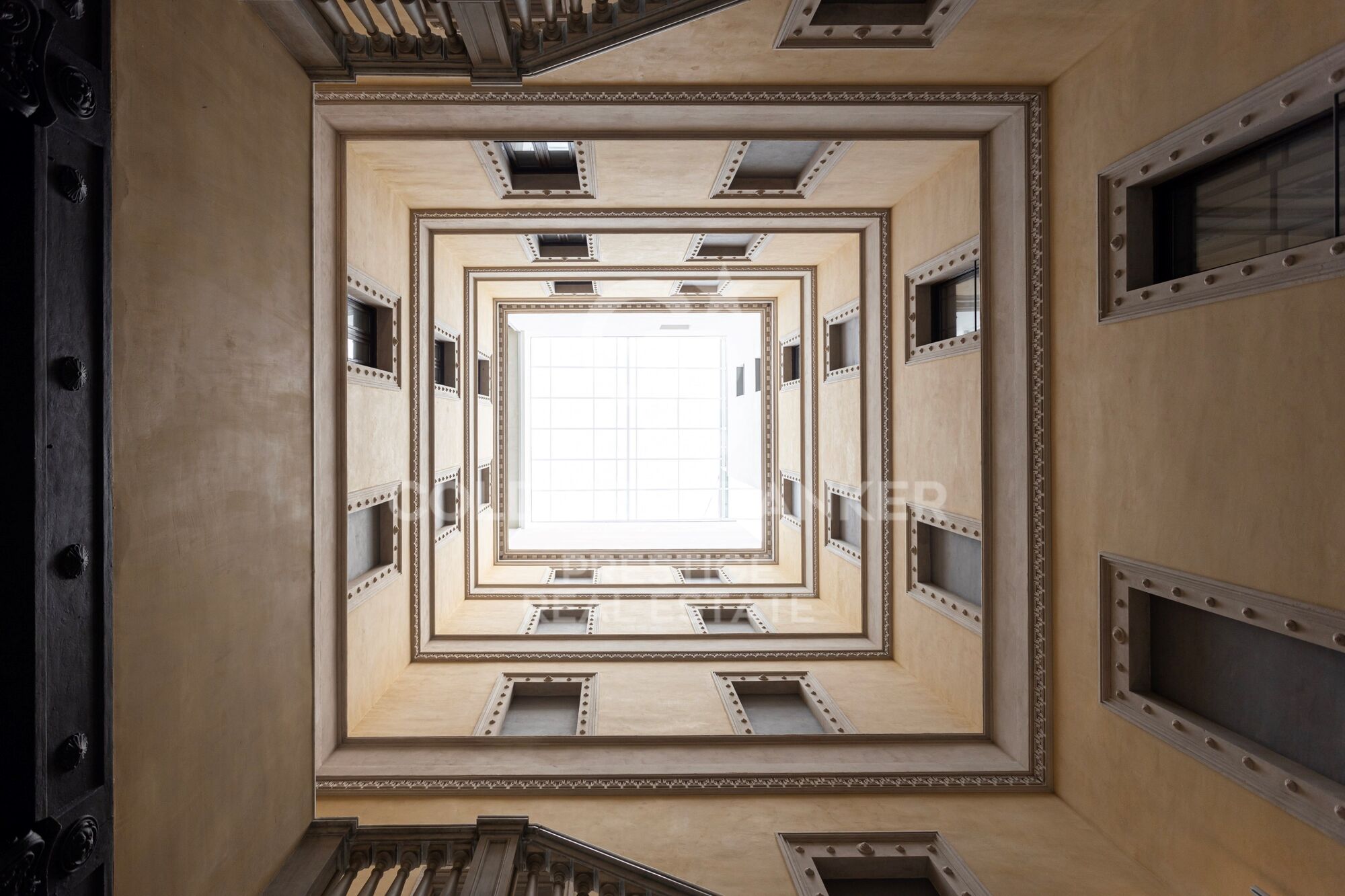 En venta ático reformado con terraza y opción a parking en Rambla Cataluña , Barcelona