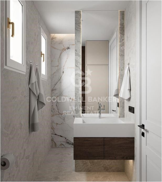 Appartement exclusif rénové avec vue sur la Sagrada Família, situé dans un immeuble d'époque restauré