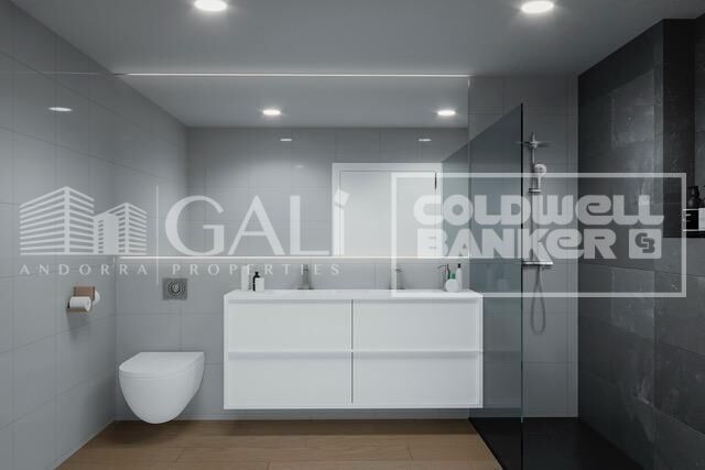 Ground floor 4 Bedrooms Sale Ordino