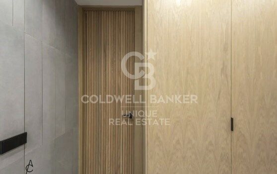 Renovated exterior flat in Justicia, Madrid