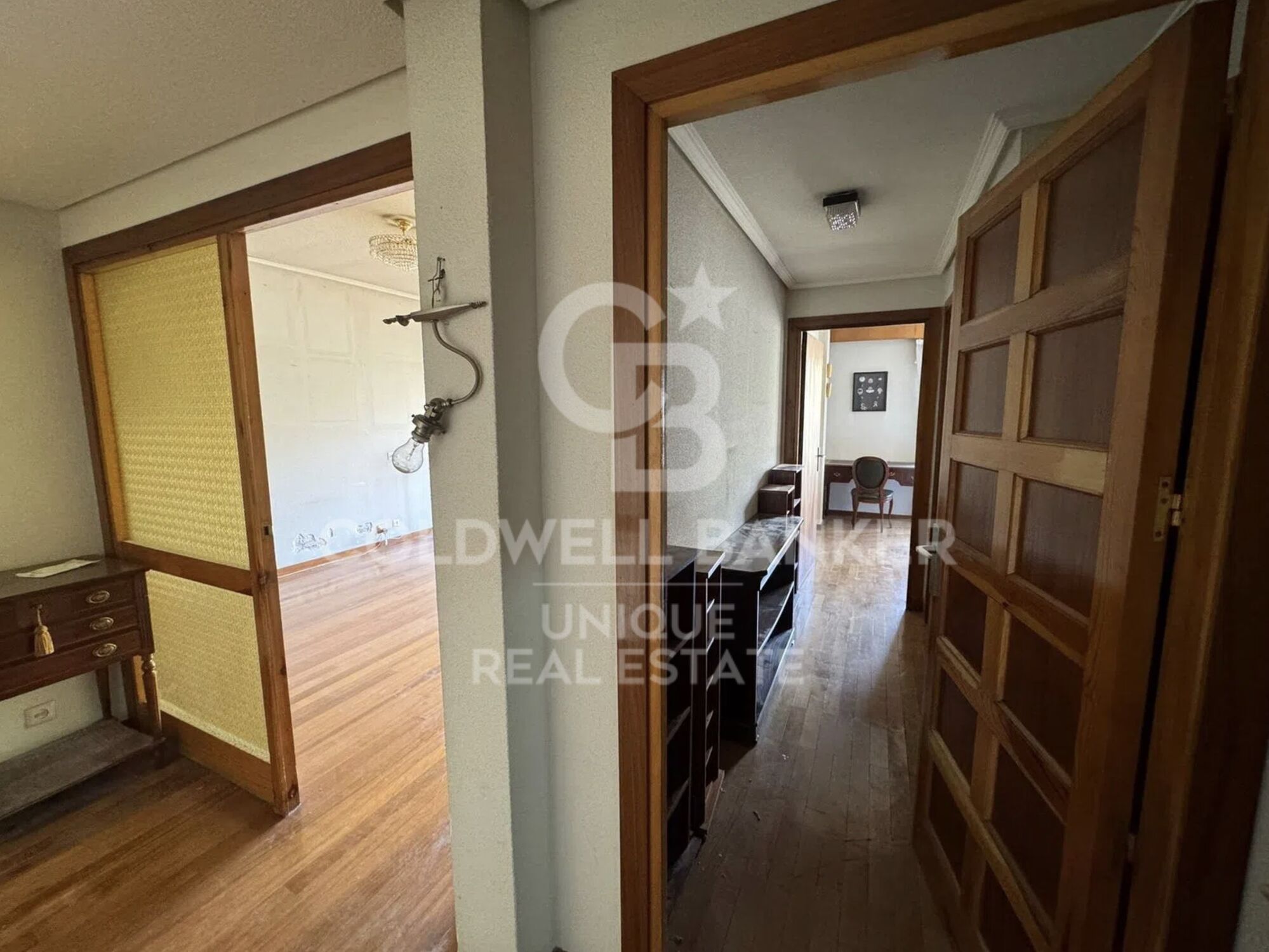 Apartment to renovate in Chamberí, Madrid