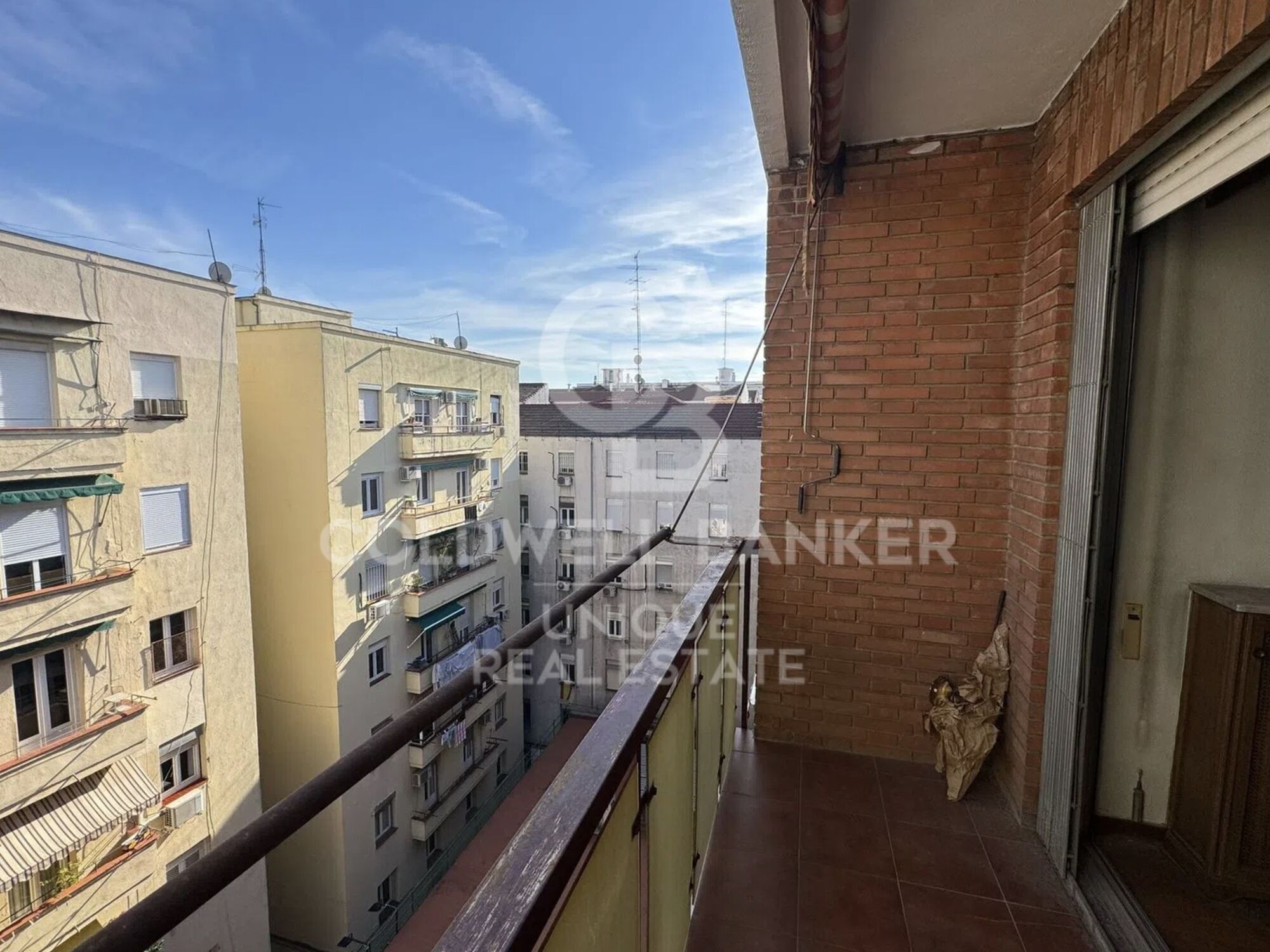 Apartment to renovate in Chamberí, Madrid