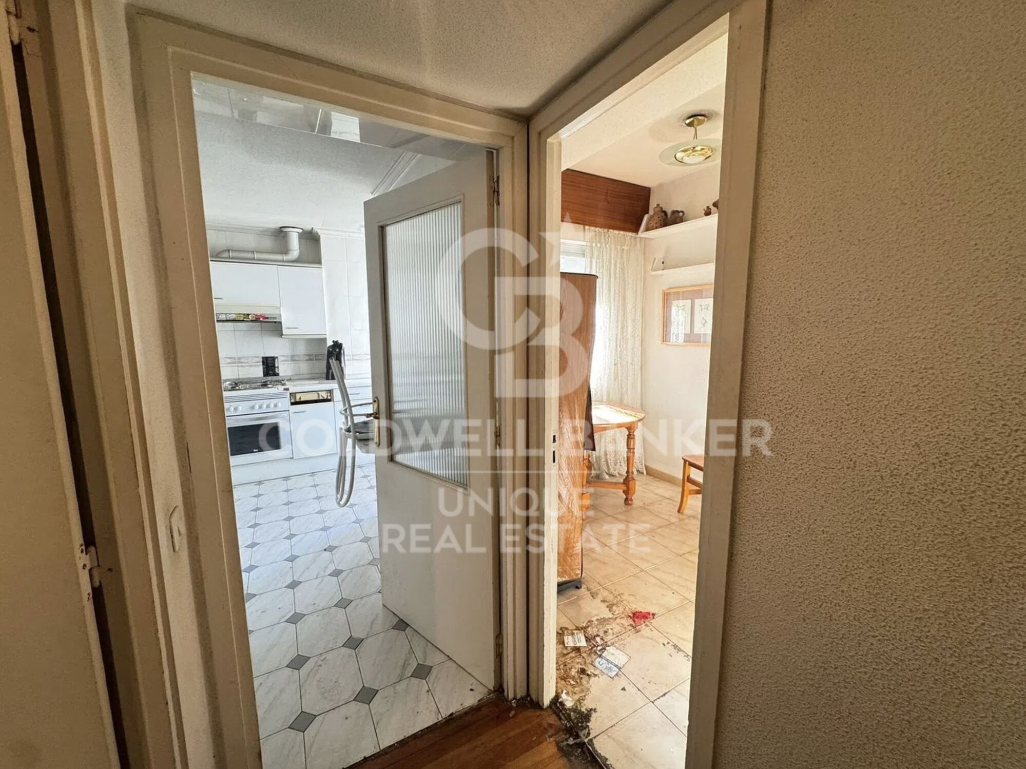 Apartment to renovate in Chamberí, Madrid